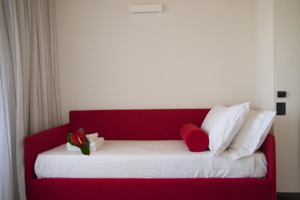 Foyer Rooms & Suites Affittacamere Cagliari Extérieur photo