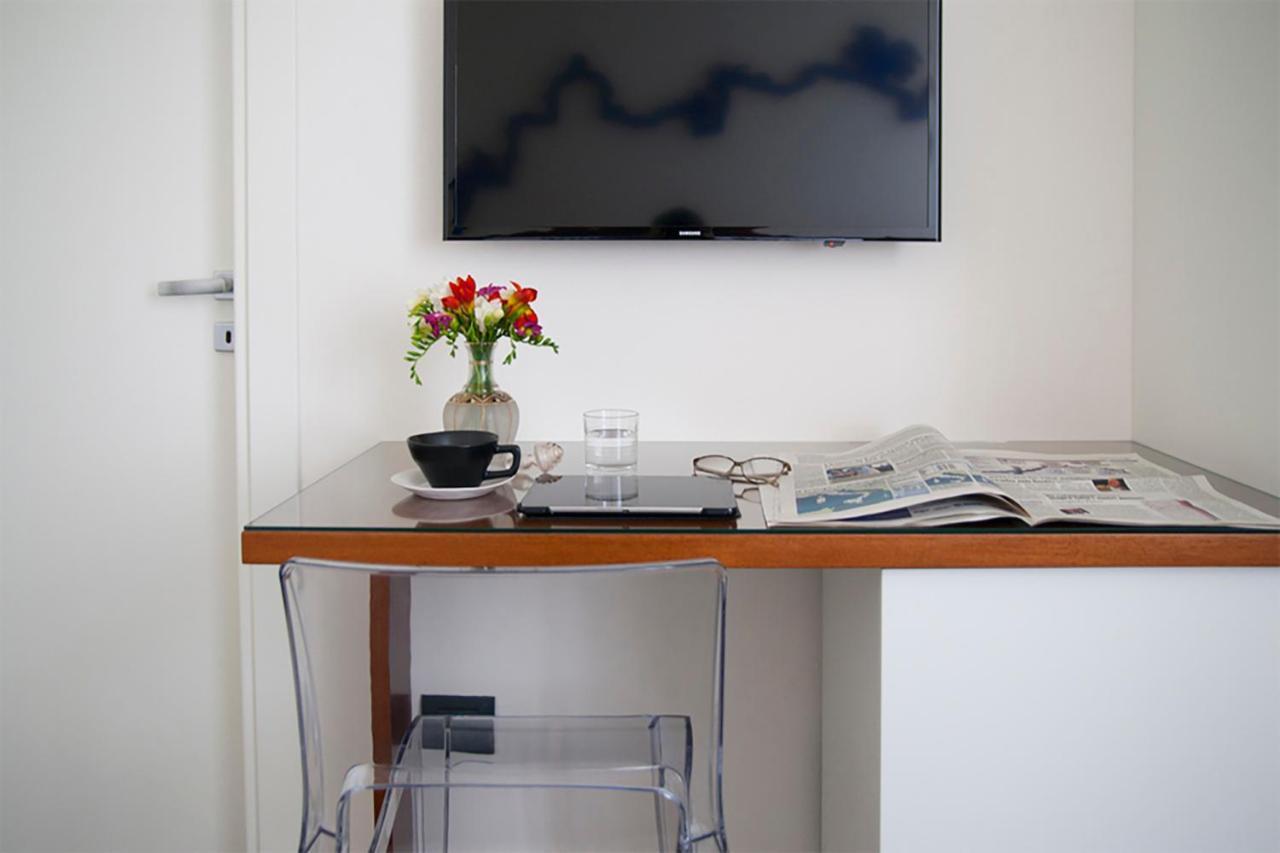 Foyer Rooms & Suites Affittacamere Cagliari Extérieur photo