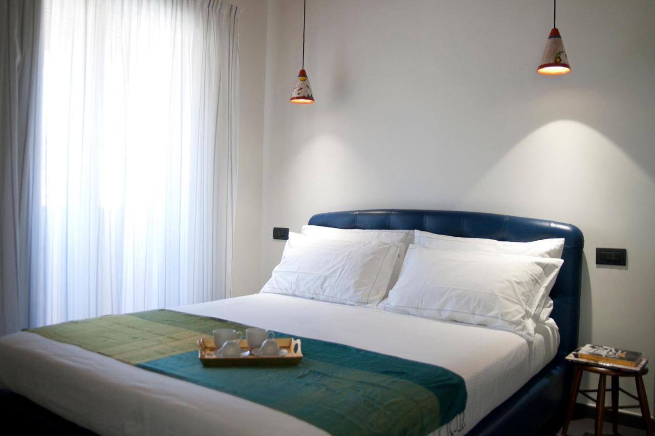 Foyer Rooms & Suites Affittacamere Cagliari Extérieur photo
