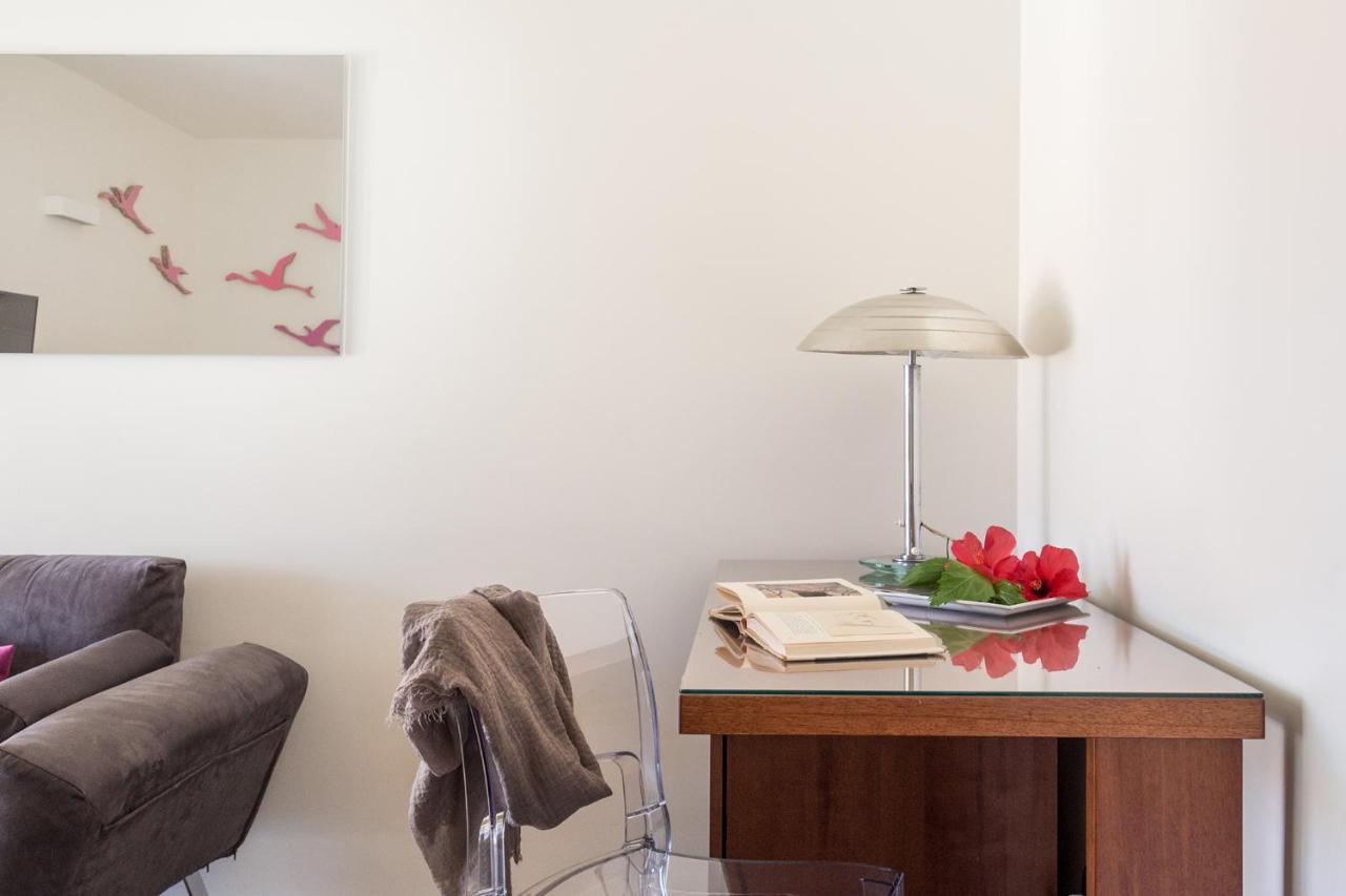Foyer Rooms & Suites Affittacamere Cagliari Extérieur photo