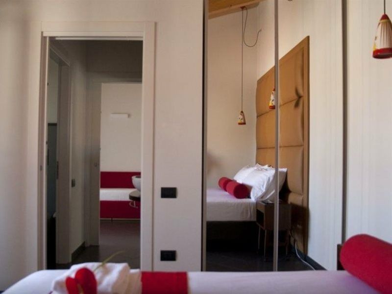Foyer Rooms & Suites Affittacamere Cagliari Extérieur photo